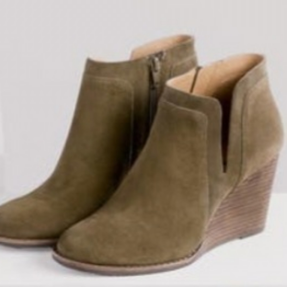 Lucky Brand Green Ankle Booties with Wedge Heel Size 7.5